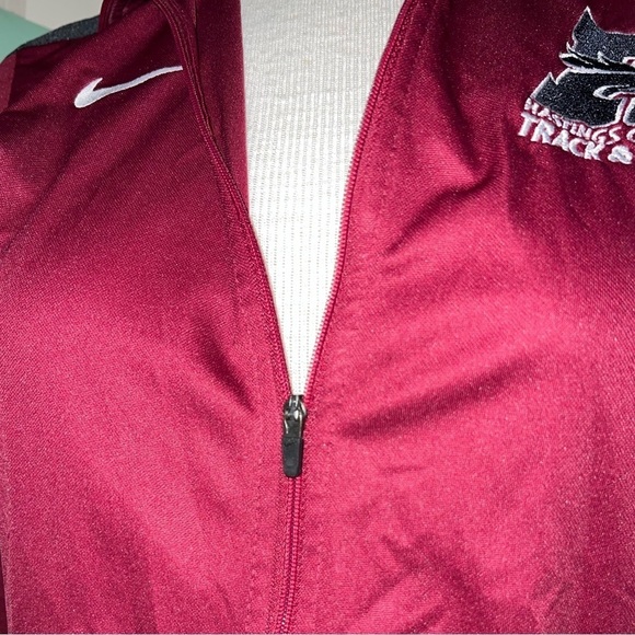 COPY - Nike College Athletic Track Wear Jacket - Picture 5 of 5